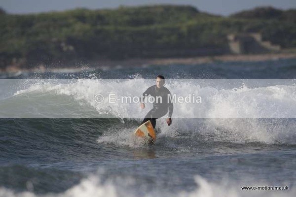 SU 080509 59 - Surf May 09