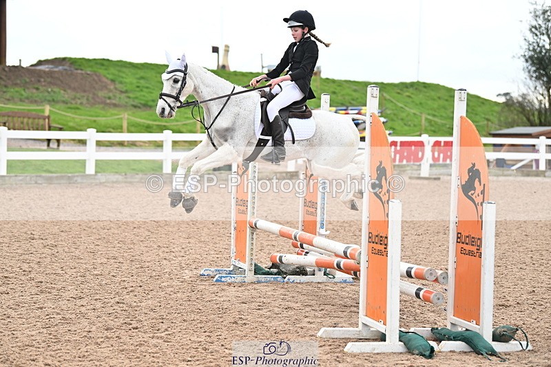 240309A-102503-00102 - Cls 1 Pony Intro 70cm