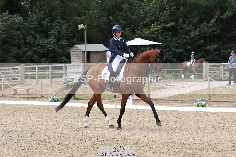 250809A-113753-02798 - 071-Abbie.NewburySeagry.Viceroy