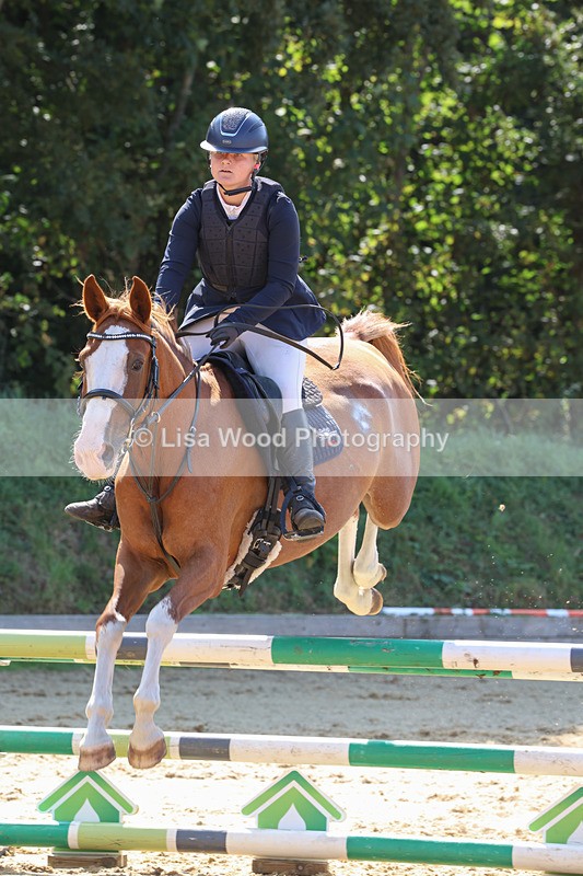 3E7A1094 - Class 4: Senior British Novice/90cm open
