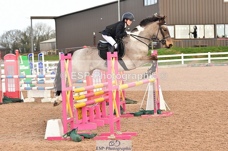 240210A-120718-01098 - Cls 8 Pony Newcomers & 1m Open