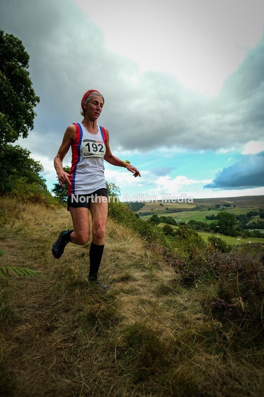 DSCF5359 - Reeth Fell race seniors