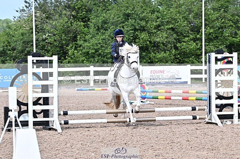 250517-111022-00876 - 40cm Assisted