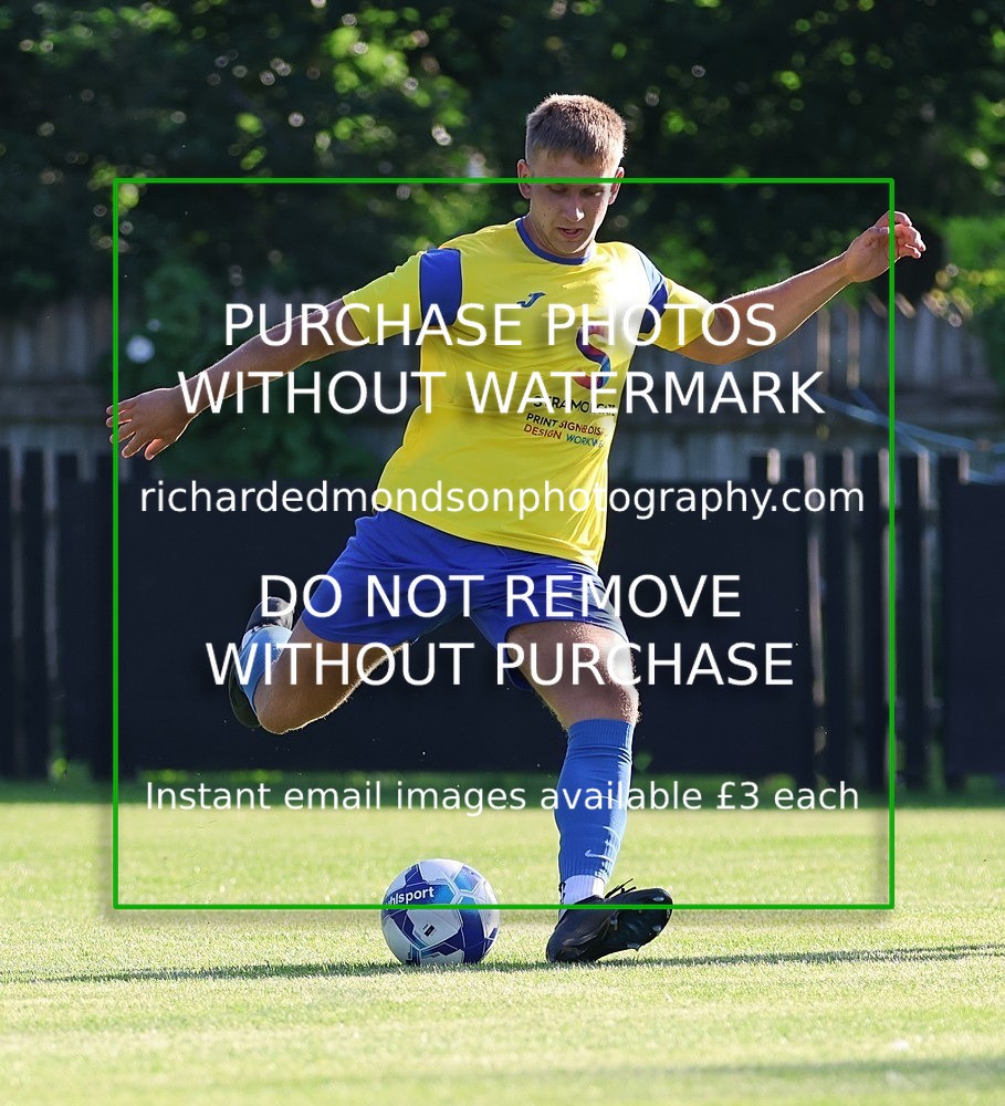 533A5164 - Kendal Town vs Kendal United
