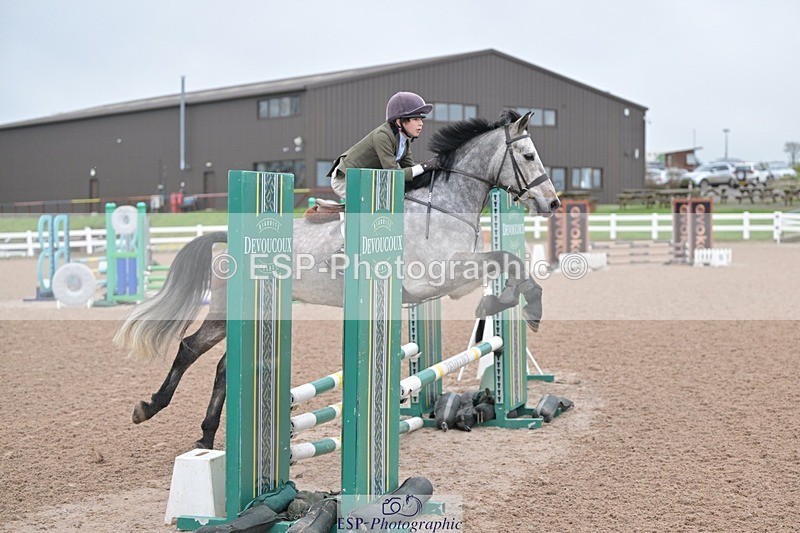 251116-095853-01083 - Cls 2 Pony Intro 70cm