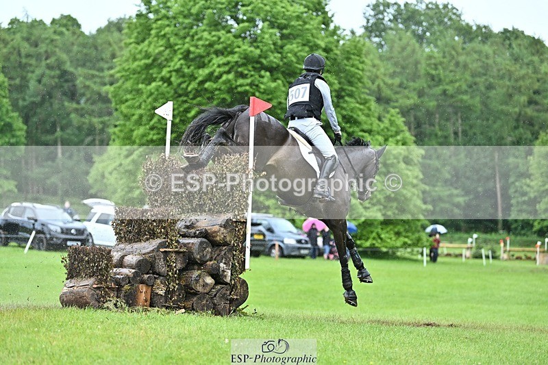 240526-143454-24086 - 507-DASSETT_ROCK_STAR-Tom_D_Crisp