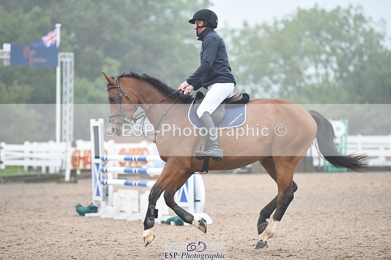 230917A-122910-07010 - Cls 35 Snr Discovery & 1m Open