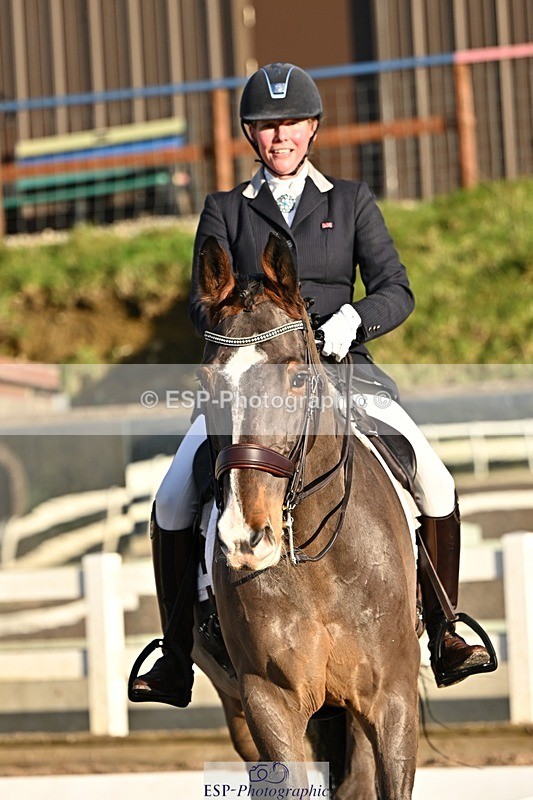 241214-141902-02797 - 153-Sally.Bell-Hilton.VI