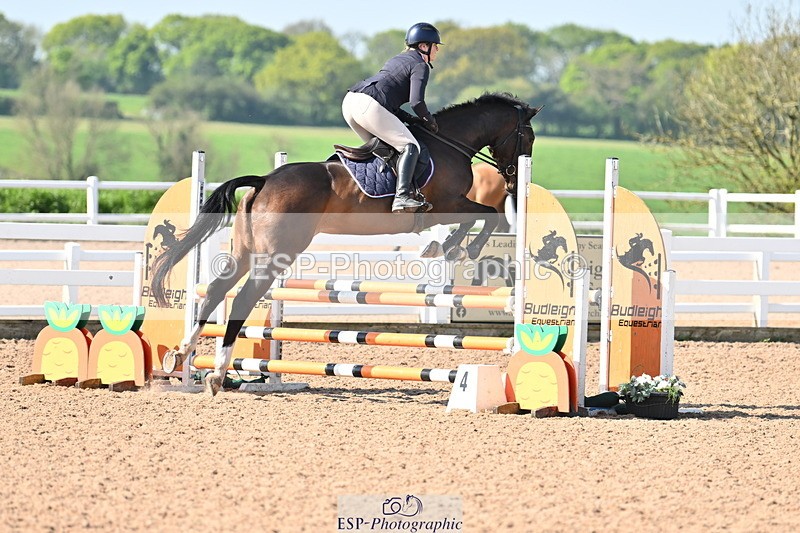 240509A-094052-00204 - Cls 1 British Novice and 90cm Open