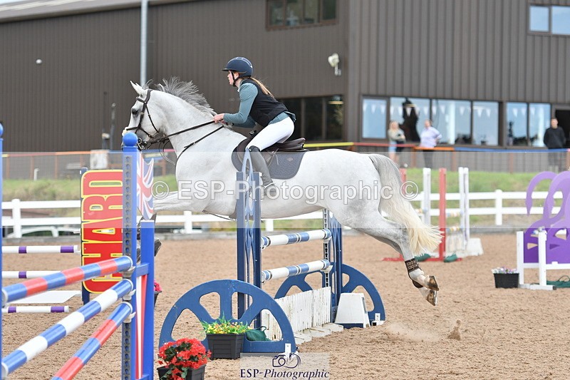 240727A-160828-06581 - Cls 24 1.05m Amateur Qualifier