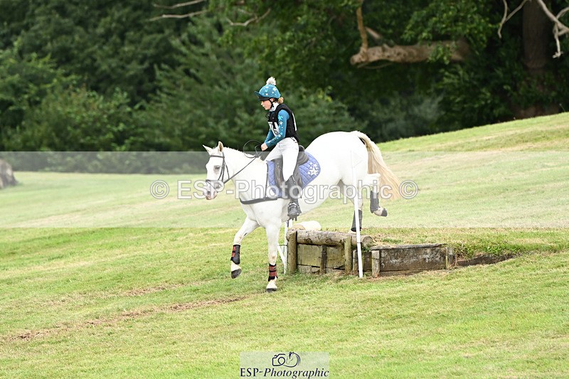 240825X-165721-37398 - 80cm XC 16.30 to 17.30