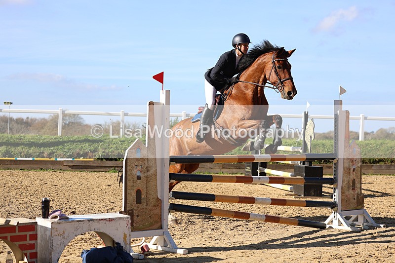 3E7A5706 - Class 7: Senior Newcomers/1.10m open