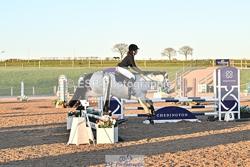 250401-190927-00902 - 90cm Classes