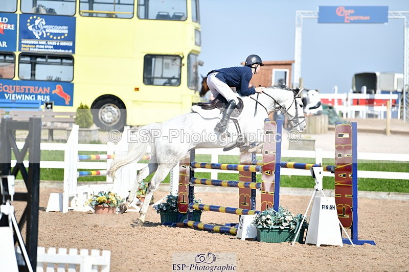 240512A-162237-19780 - Cls 44 1.05m National Am Quali