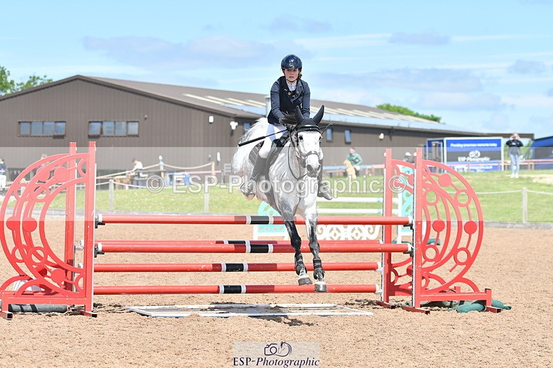 240609A-113401-04627 - Cls 17 Snr 1.05m Open