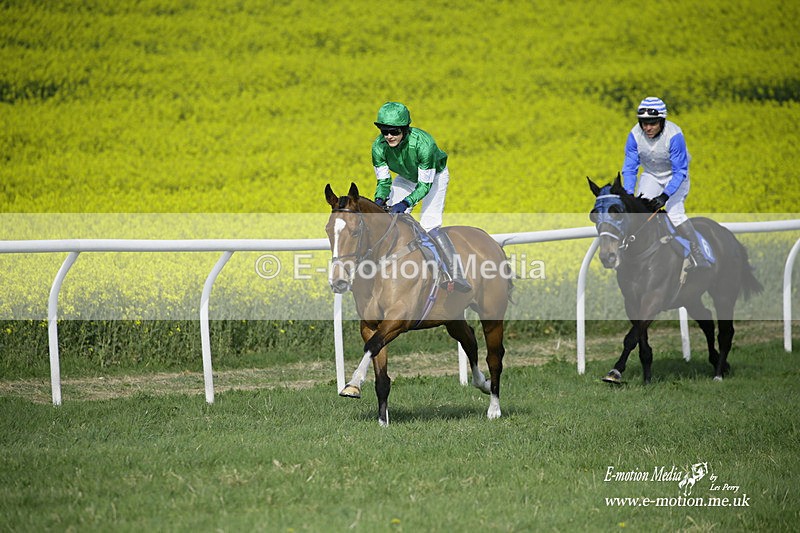 PtP 180422 230 - Old Berkshire PtP Lockinge 18/04/22