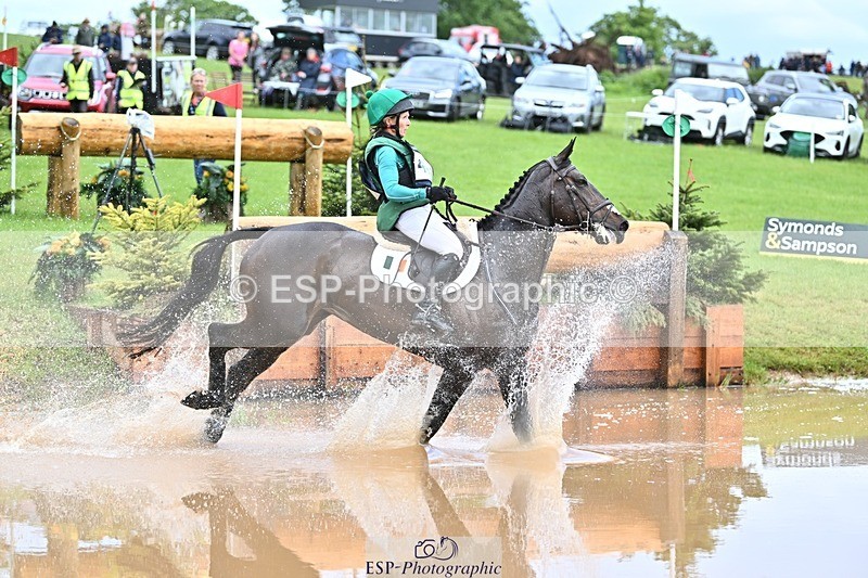 240526-140644-23735 - 447-ACTION_LADY_M-Sarah_Ennis