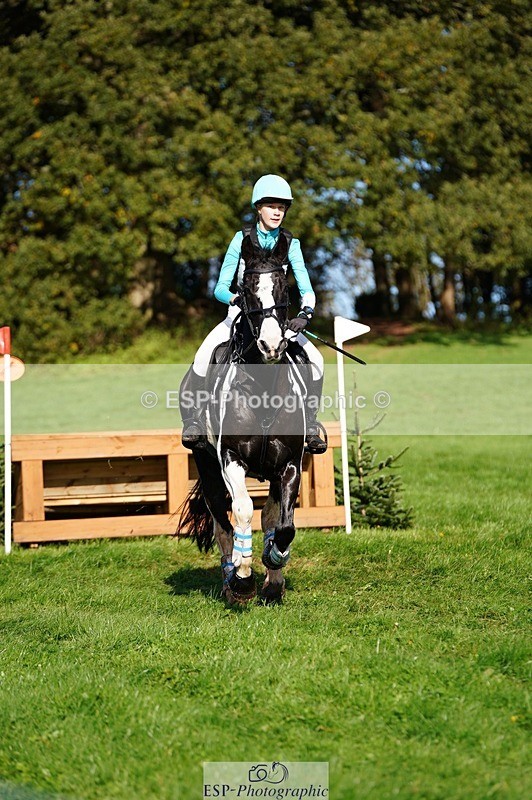 241026-115230-13151 - 387-Kelly.Knockaert-PIPER.II