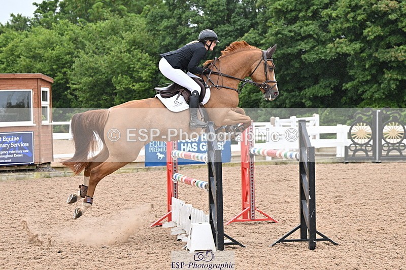 240703A-131850-00448 - Cls 05 Snr Fox & 1.20 Open