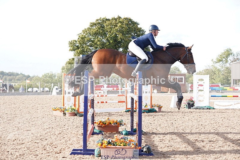 241005A-154340-05085 - SAT Cls 12 Snr Fox & 1.20m Open