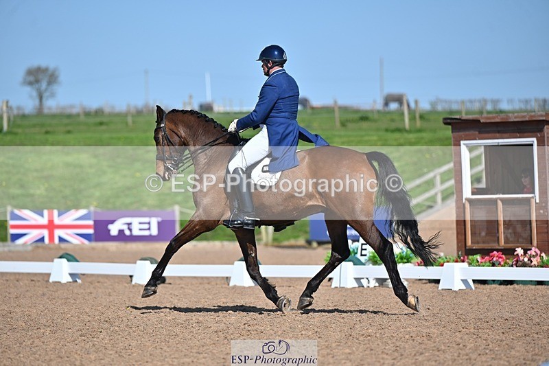 250405-135617-10999 - 171-Jonny.Clarke-West-Goomong.Zinfandel