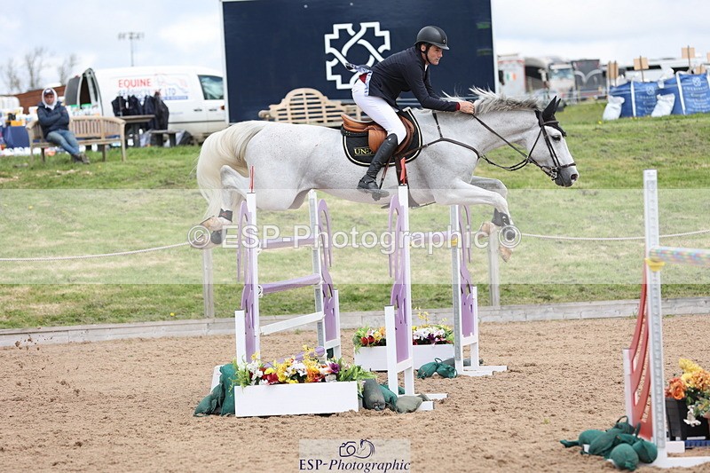 240419A-122757-07248 - Cls 6, 2 Star Medium Tour 1.35m