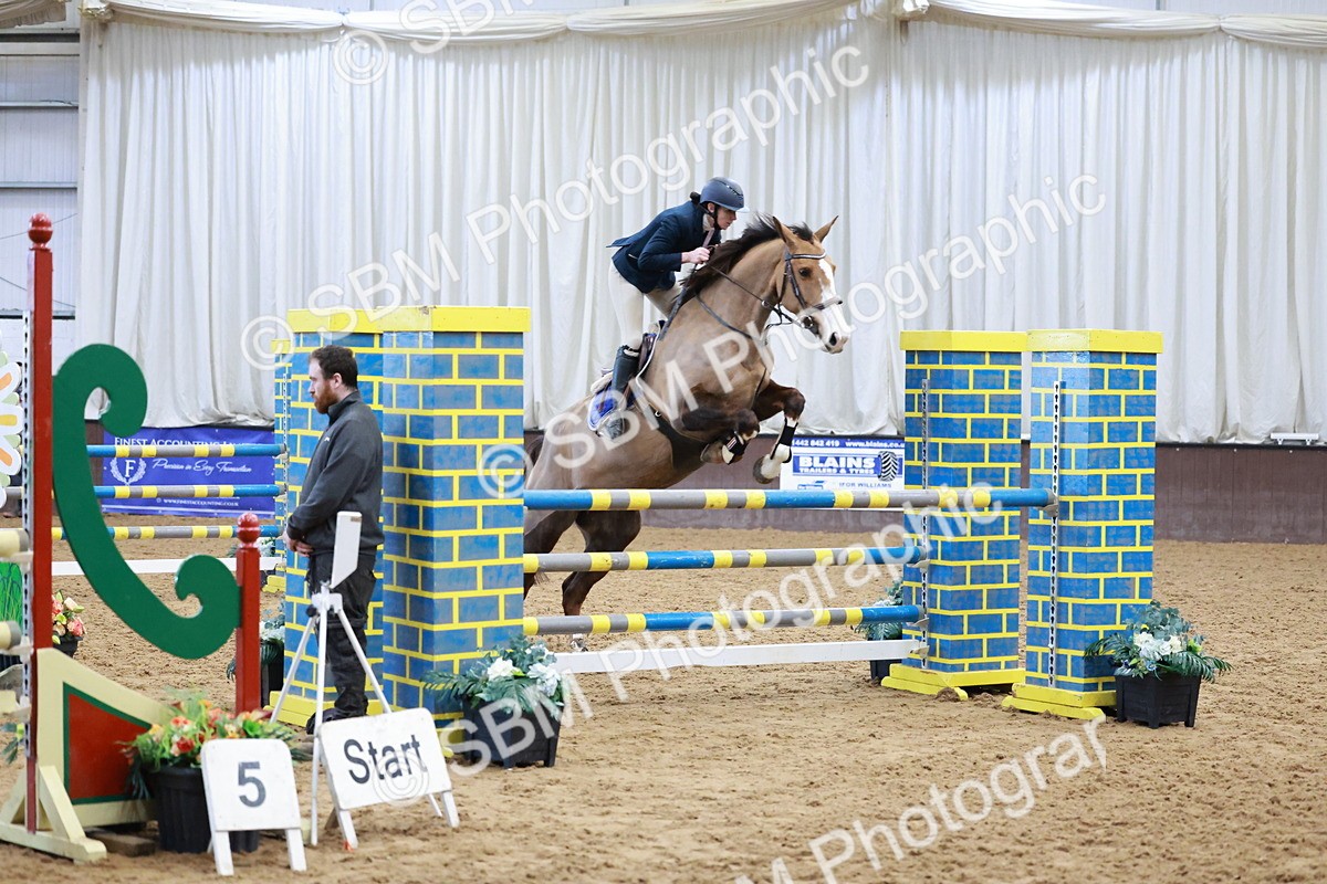 SBM_003604 - Class 11 - Senior Newcomers/ 1.10m Open