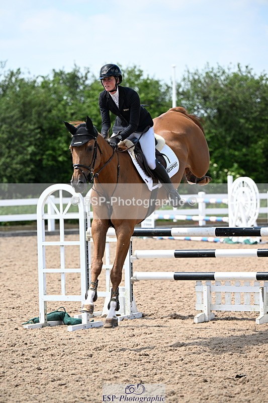 240605A-144452-00789 - Cls 4 Newcomers and 1.10m Open