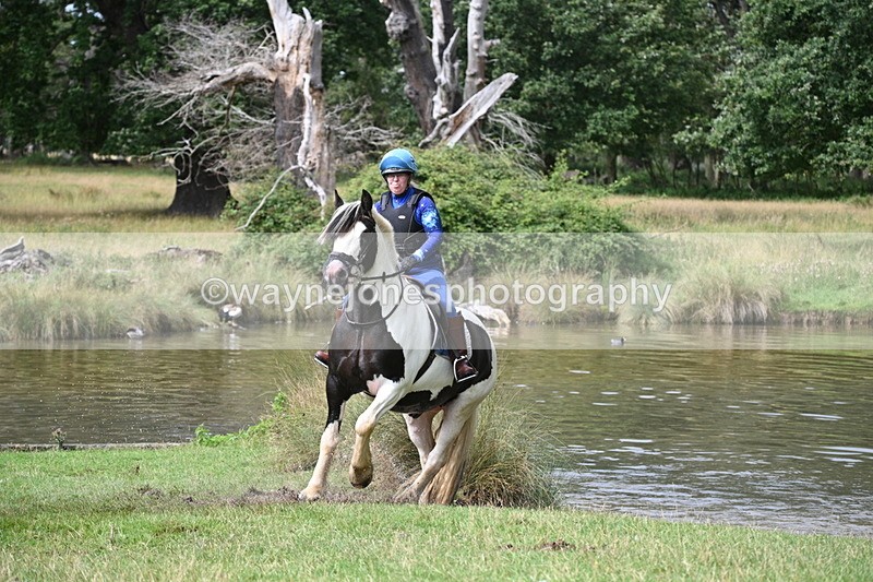 WJ7_1819 - Time at Water 10:48 to 11:13