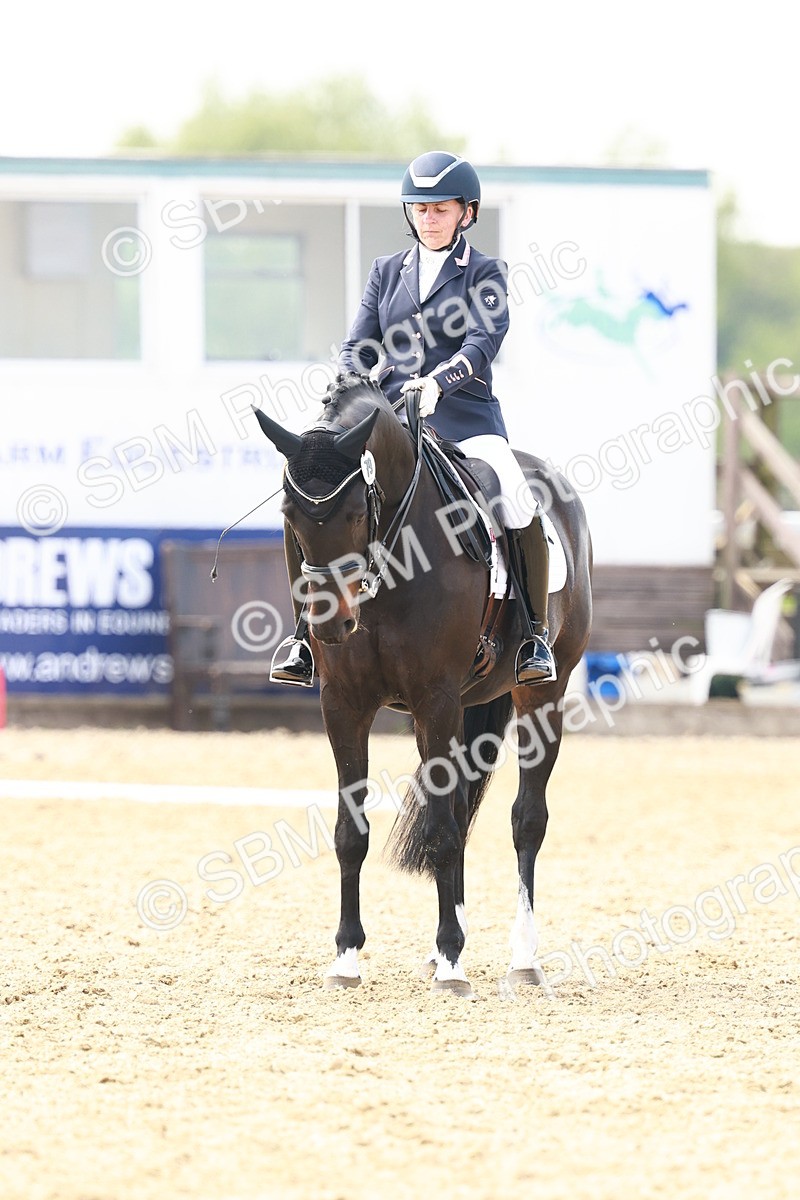 0B8A7198 - Class 12 - Medium 4