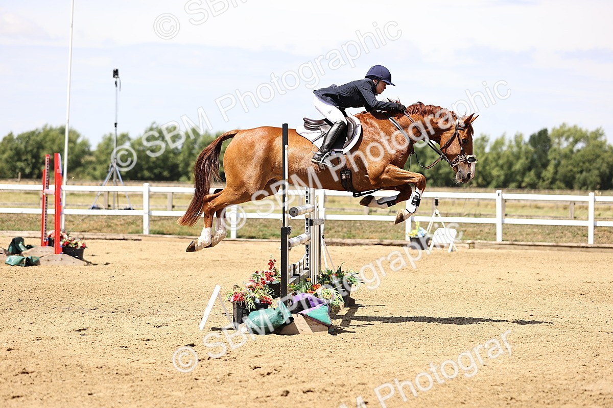 SBM_010147 - Class 9 - Senior Foxhunter - 1.20m Open