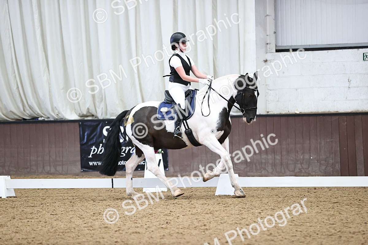 SBM_003559 - Novice 4 - 14.47-16.34