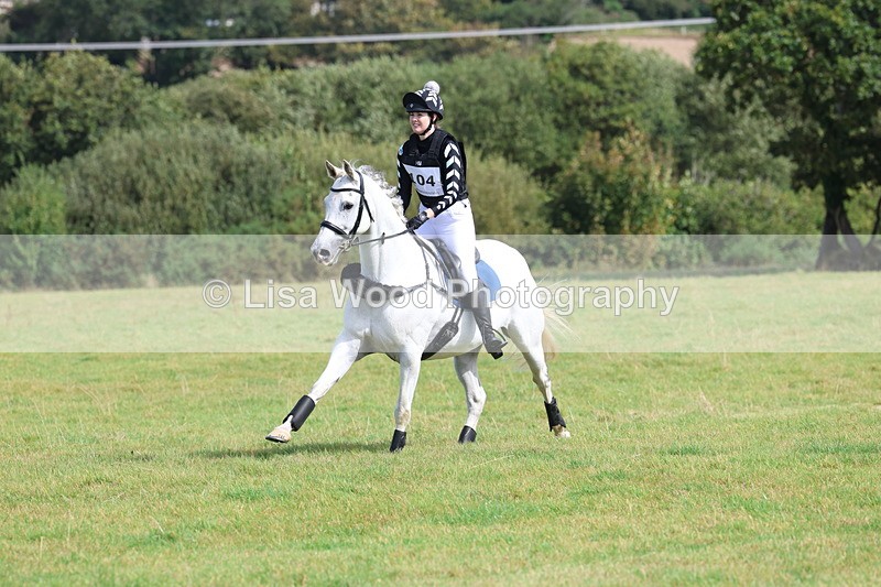 3E7A6452 - Class 1: Trebudannon Open: Pheasant Feeder