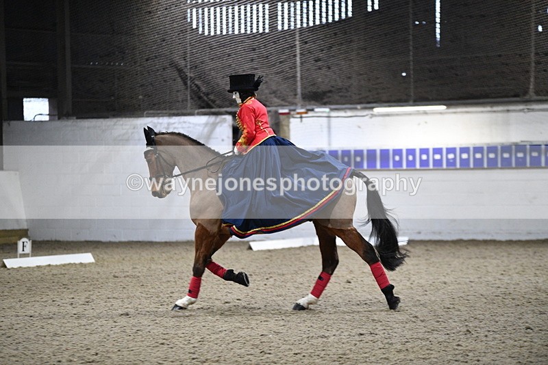 WJ5_9410 - Time 13:04 to 13:41 Fancy Dress DTM