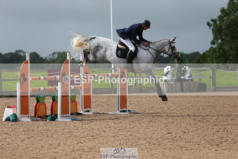 230812A-121154-08705 - Cls 32 Foxhunter