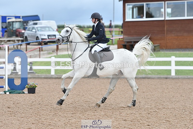 240727A-161037-06604 - Cls 24 1.05m Amateur Qualifier