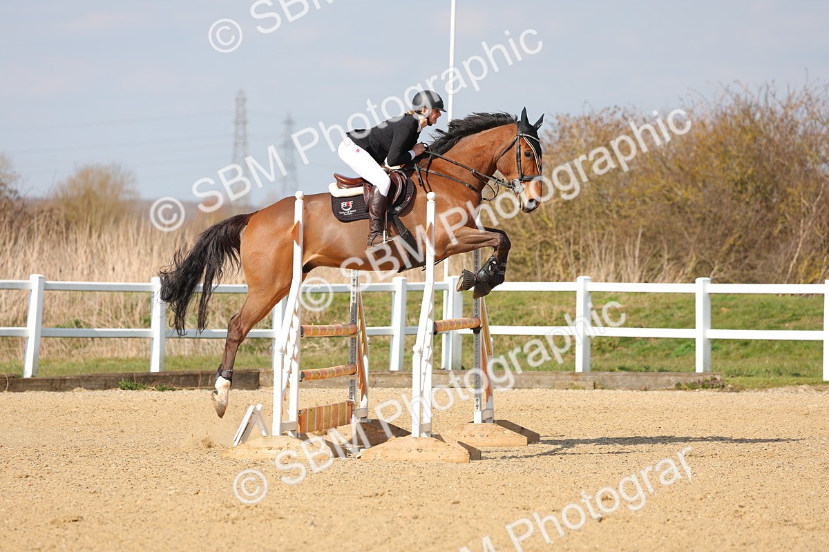 SBM_001441 - Class 4 - Senior Newcomers - 1.10m