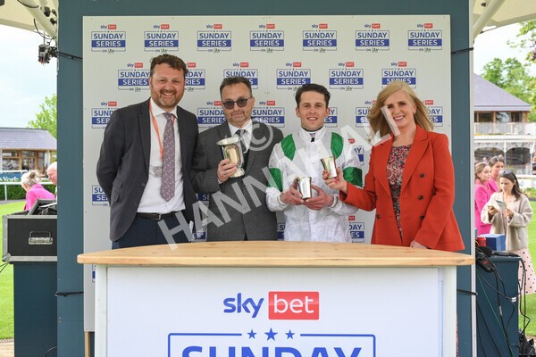 yr22052022r4-54 - Race 4: 5:05pm Sky Bet Sunday Mile