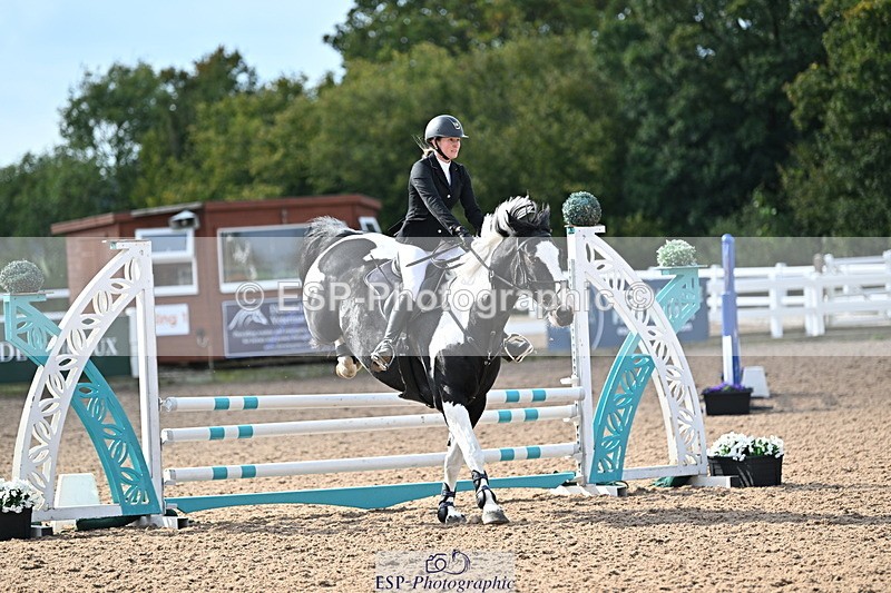 241004A-115527-01737 - Fri 08 85cm Amateur Quals