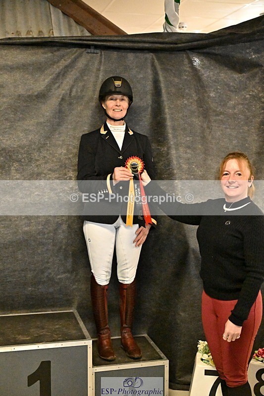 260215-104333-04594 - Cls 17 FS Adv Medium Silver Presentations