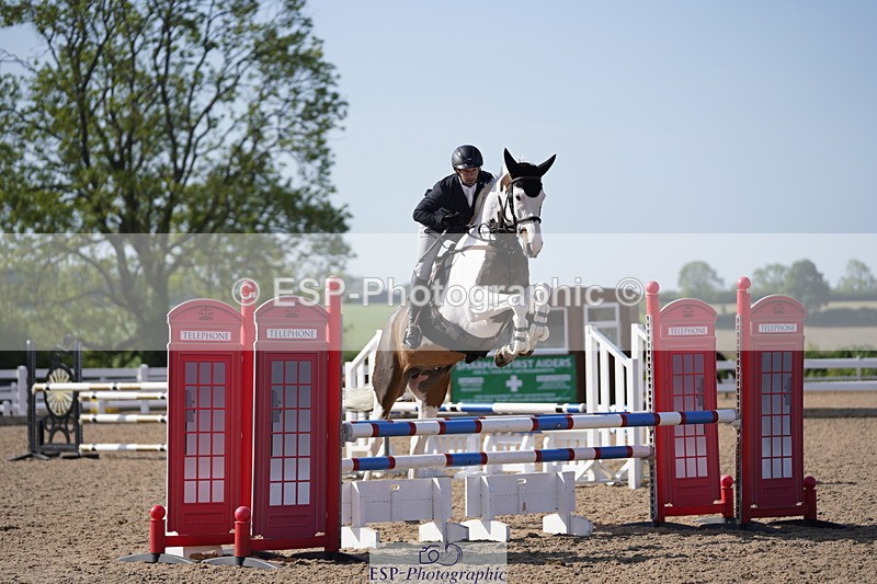 230527A-091550-03204 - Cls 19 British Novice & 90cm Open