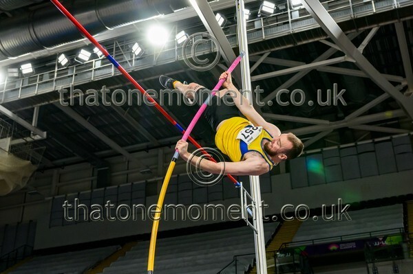 CEInv26-817541 - Field Male