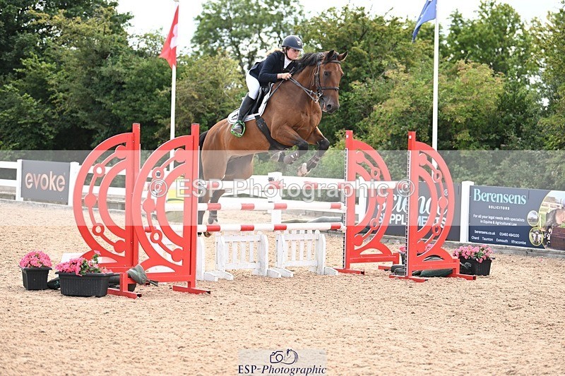 250723-154709-01224 - Cls 6 Foxhunter and 1.20m
