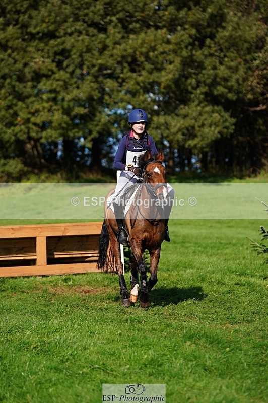 241026-125934-13598 - 450-Erin.Dovey-MONEYHILLS.PAGEANT