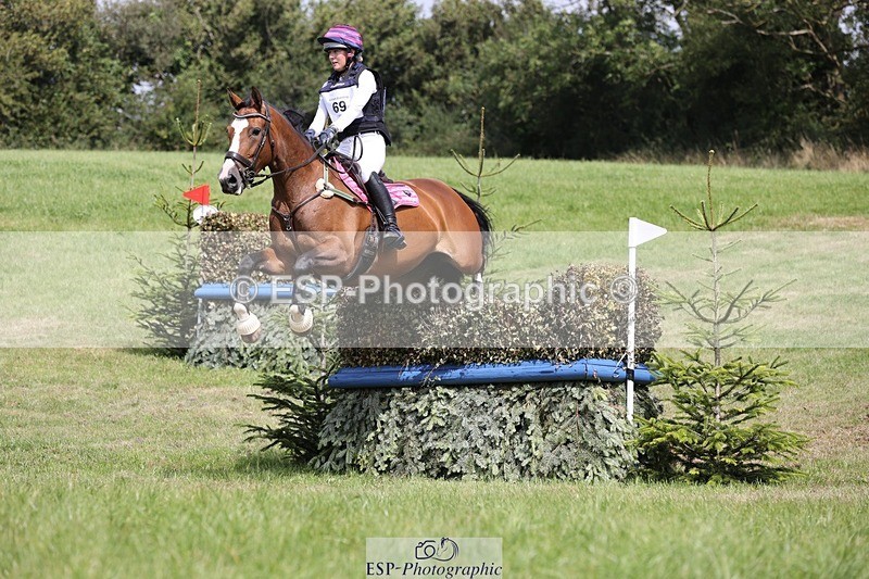 240831A-133015-03163 - 069-Darcey.Cutts-KATERINA