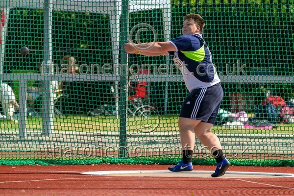 Age25SAT-926734 - Field Male