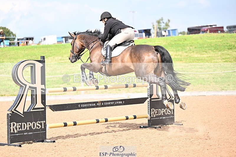 240828A-144445-00995 - Cls 4 Snr Newcomers and 1.10m Open