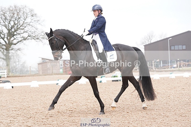 250404-102146-04282 - 003-Abbie.Newbury-Seagry.Firstamour