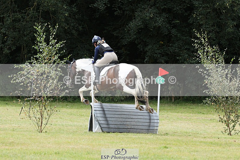 240825X-115537-32371 - 70cm XC 11.00 to 12.00