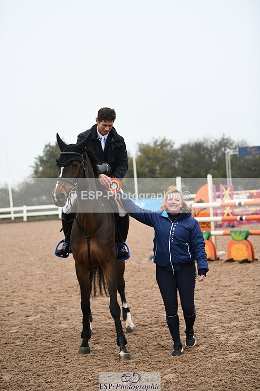 241103A-141756-08402 - SUN Cls 22 Blue Chip Performance Jump Off